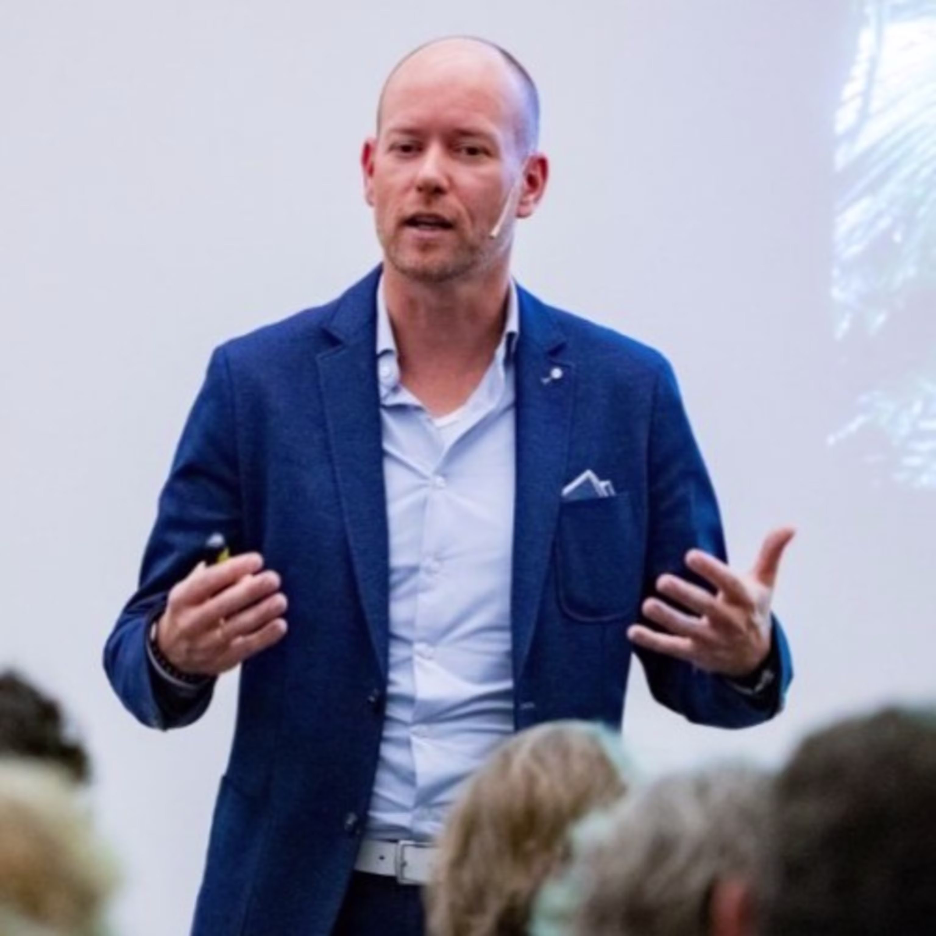 Bas_van_Leur